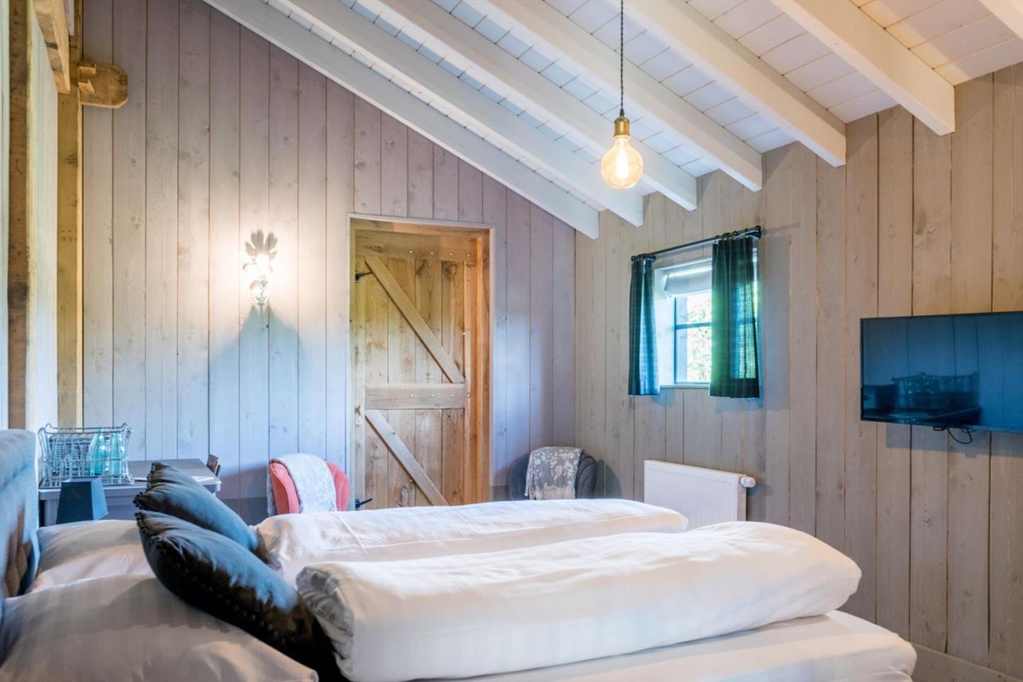 Bij ons op zolder – slaapkamer 2 de Steltenberg B&B Bij ons op Zolder - De Steltenberg in Zoelen